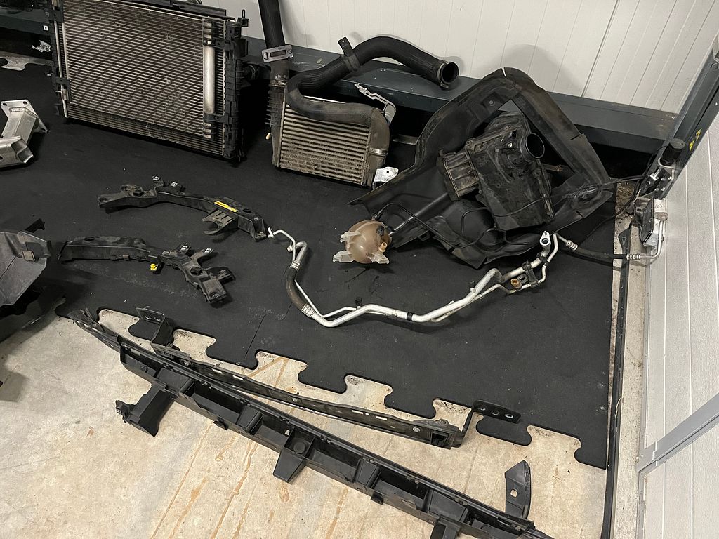 Peugeot Expert Complete Voorkop Voorfront zwart mistlampen