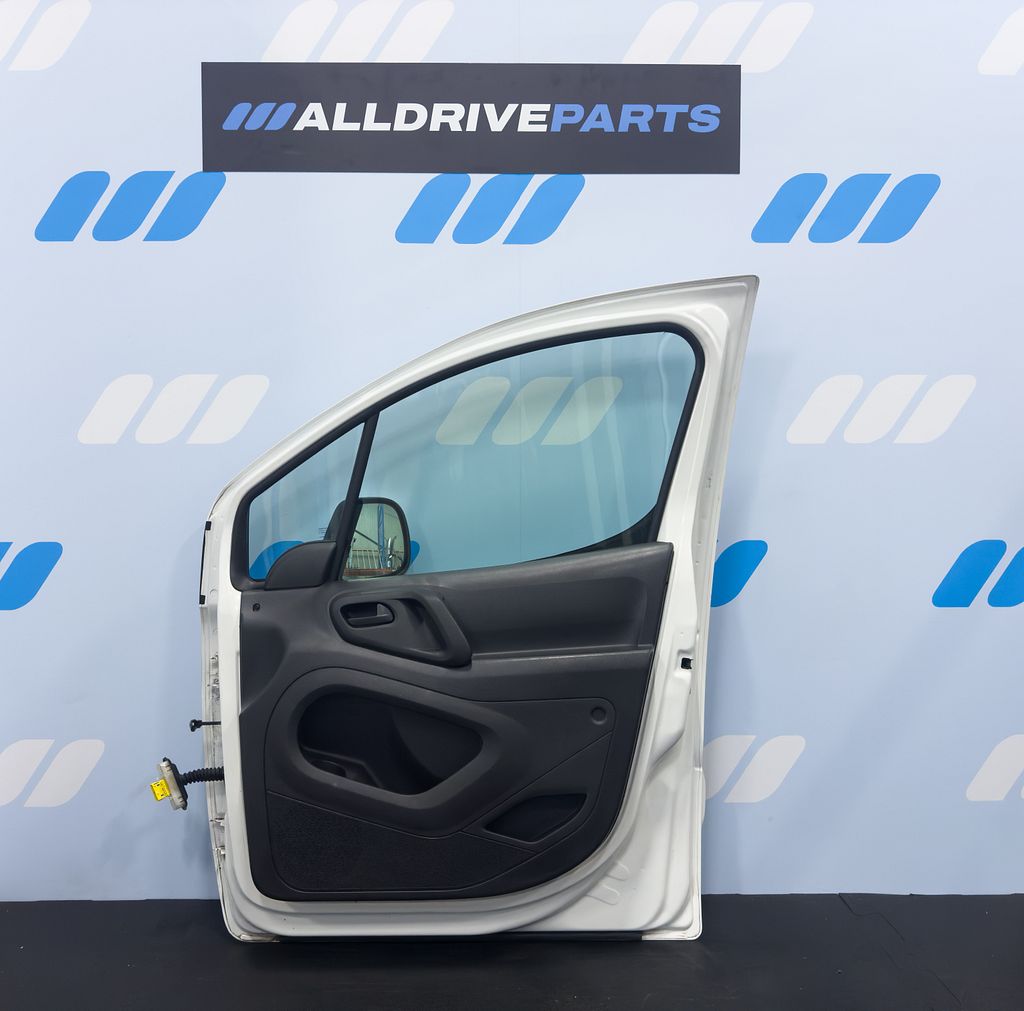 Peugeot Partner  Voorportier rechts wit 9004Z6