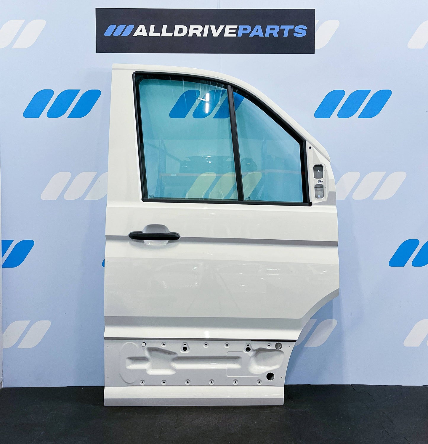 VW Crafter MAN TGE tür vorne rechts Beifahrertür weiß 7C0831056H