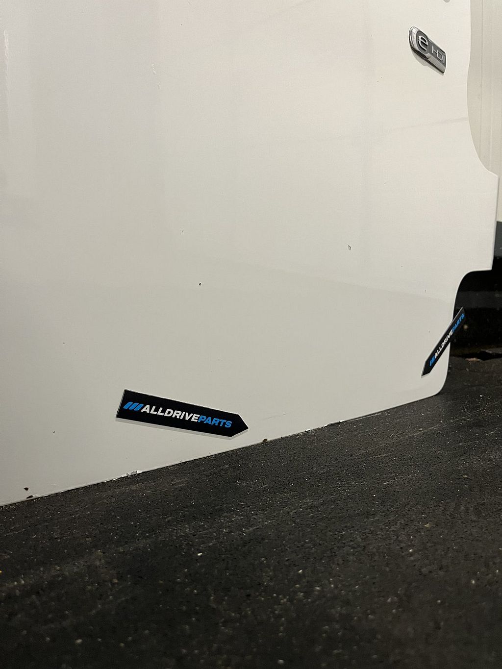 Citroen Berlingo Achterdeur rechts wit met raam 8703E4