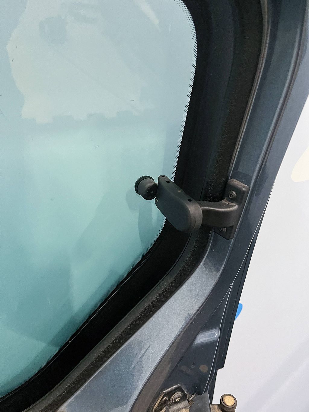 Citroen Berlingo Schuifdeur EZWD grijs met ruit 9008S3