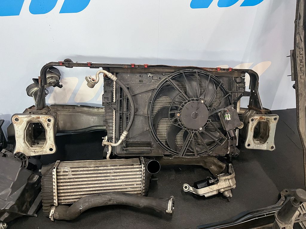 Complete voorkop front Ford Transit Connect Zwart 2014-2018