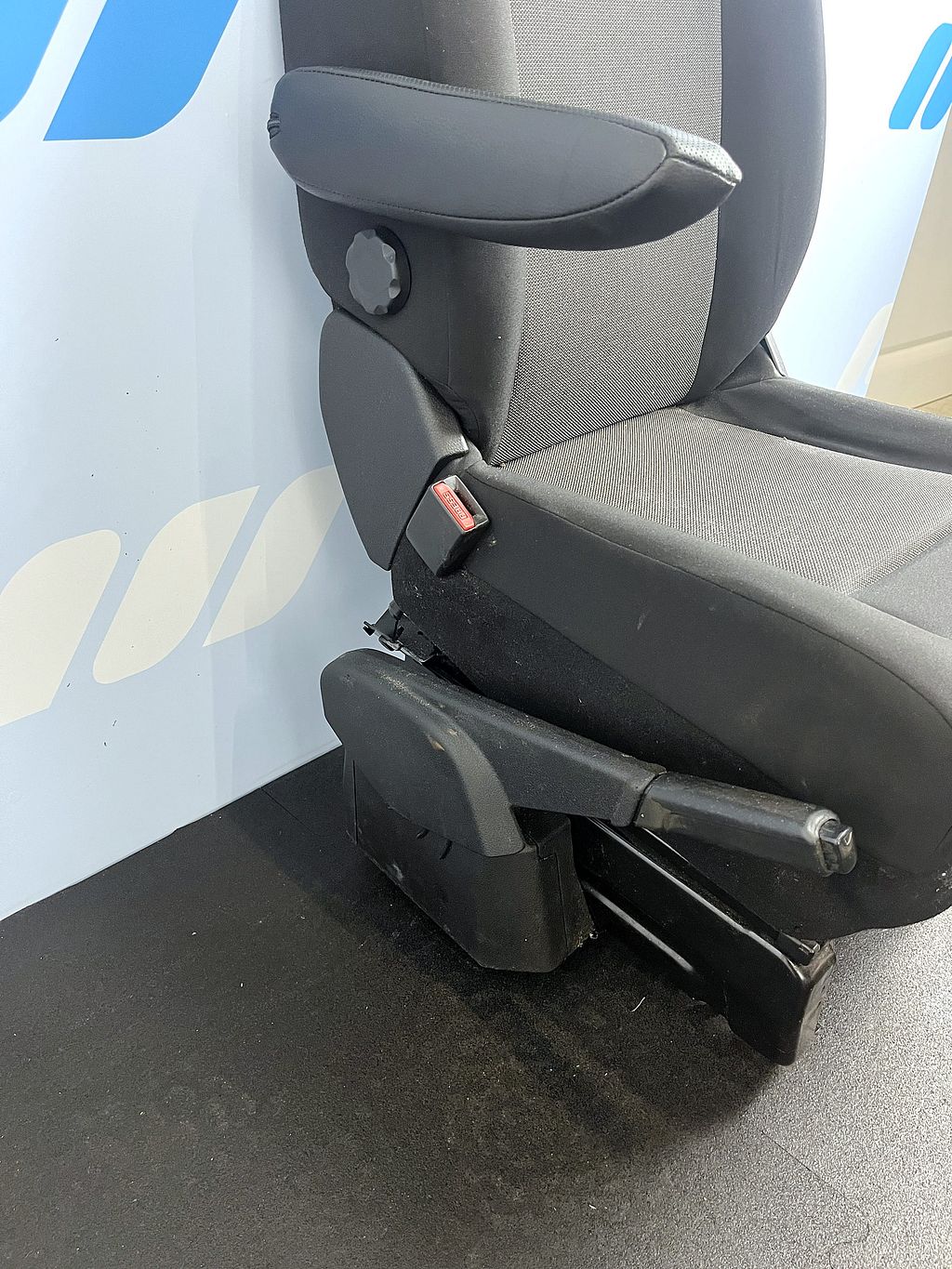 Bestuurdersstoel links voor Peugeot Expert 1616755380