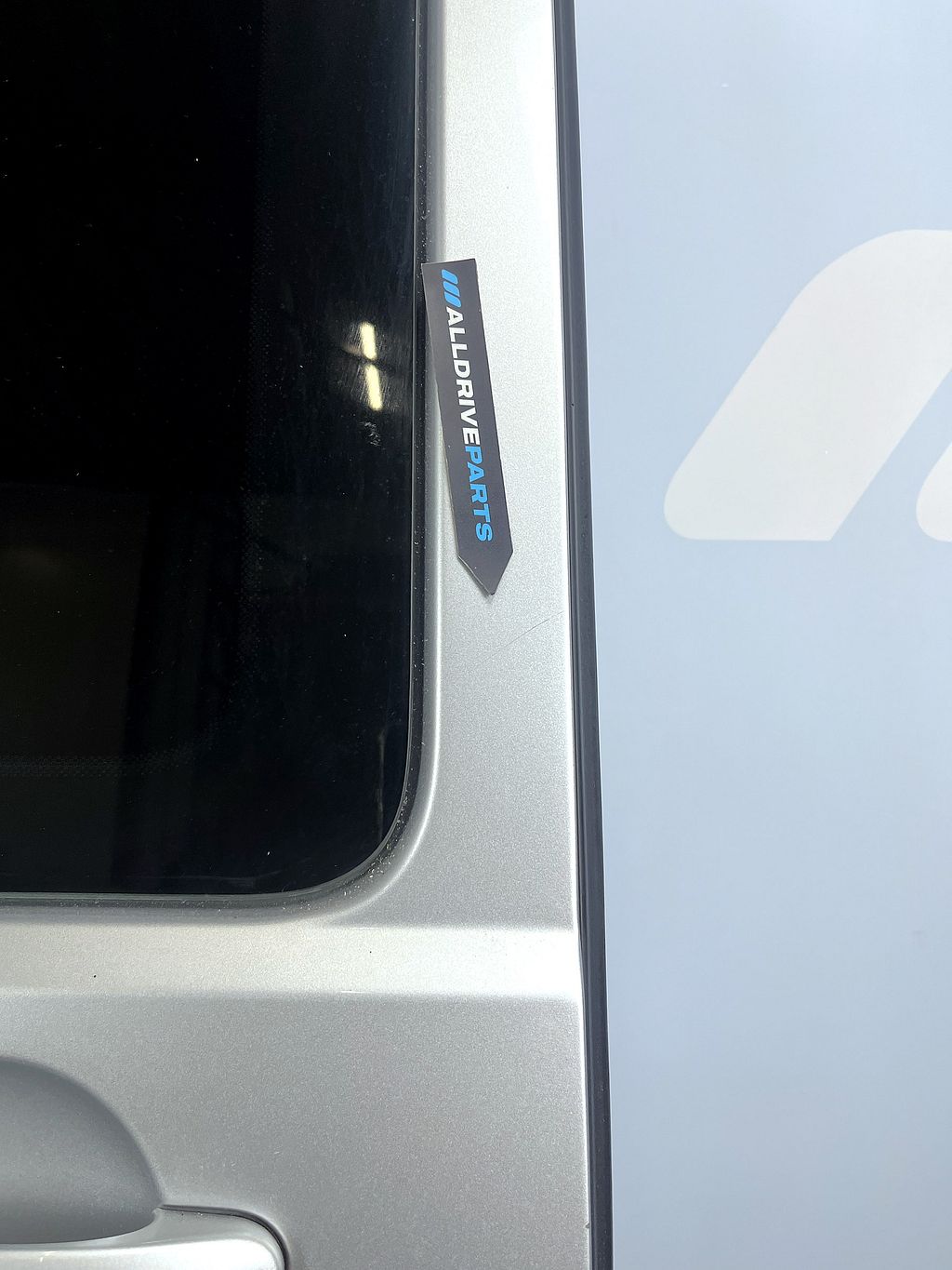 Schuifdeur rechts met ruit VW T6 zilvergrijs LA7W 7LA843108E