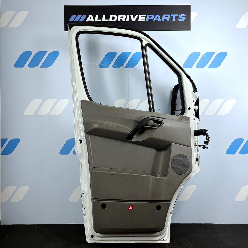 Voorportier links Mercedes Sprinter W906 9147 A9067200005