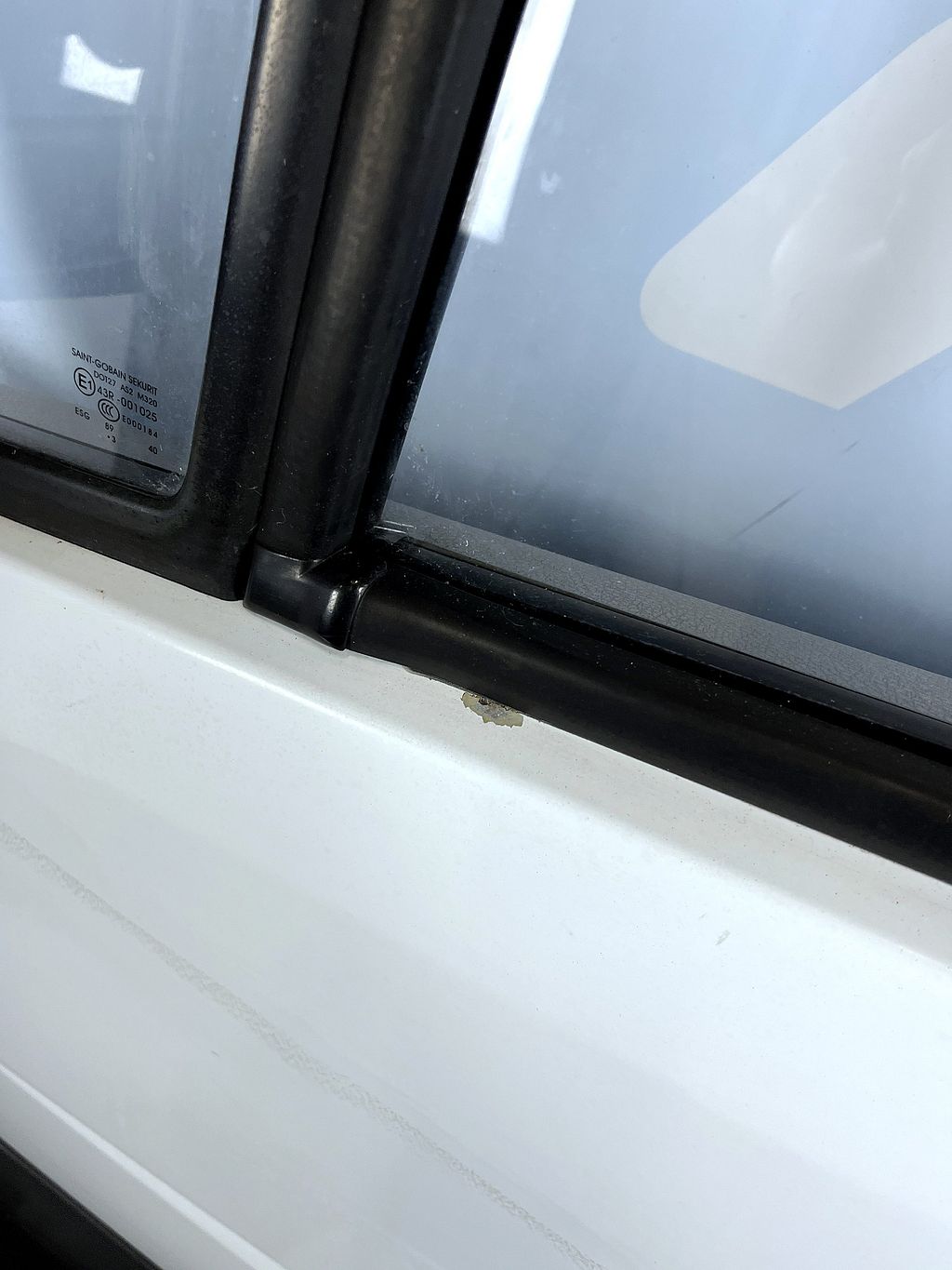 Voorportier links Mercedes Sprinter W906 9147 A9067200005