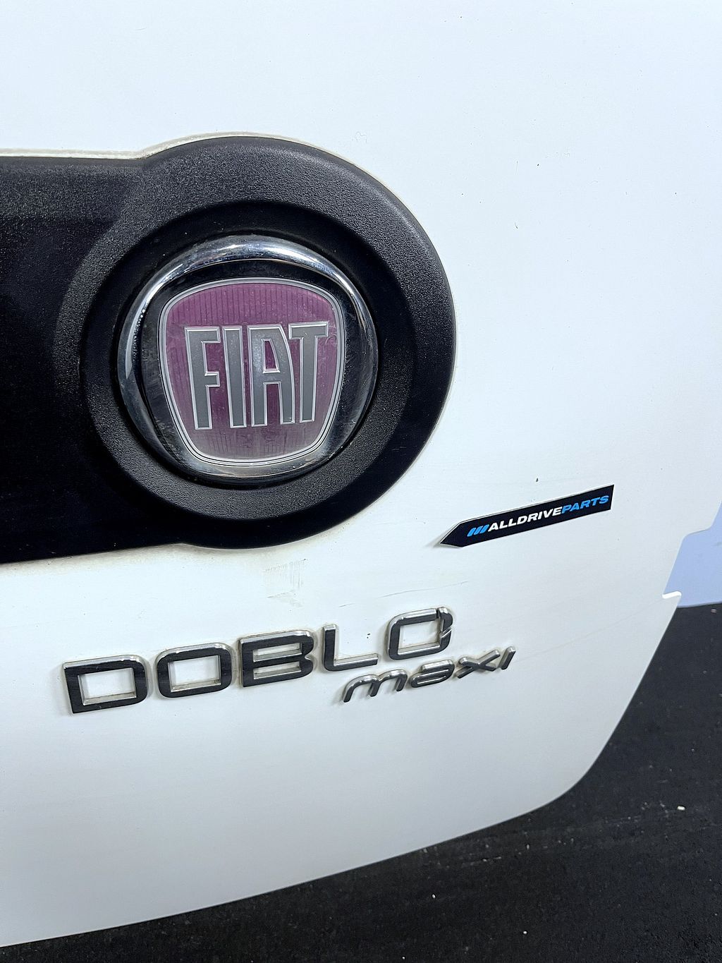 Achterdeur rechts Fiat Doblo dicht wit 51811378