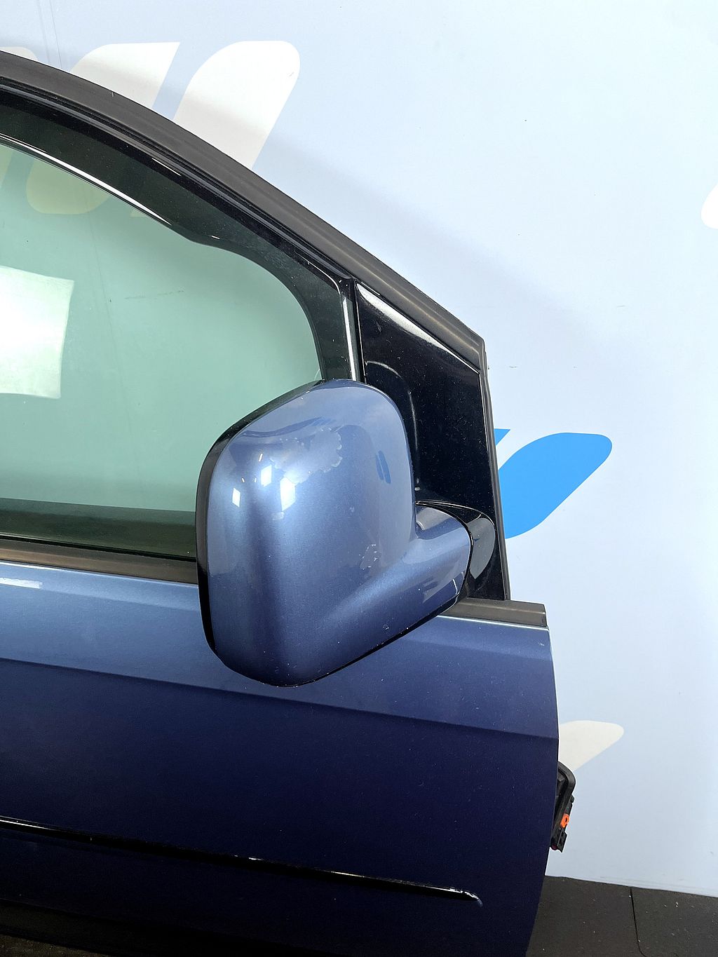 Voorportier rechts VW Caddy IV blauw LR5T 2K5831056