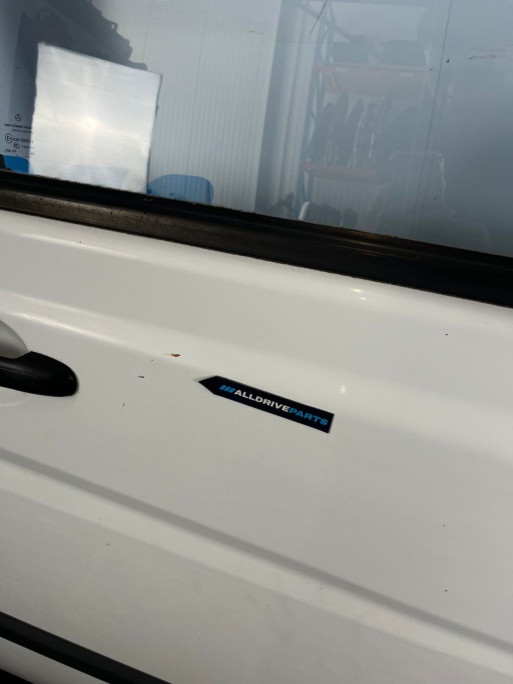 Voorportier rechts Mercedes Vito W639 wit A6397201105