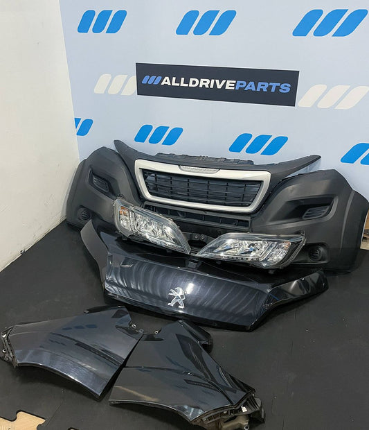 Complete voorkop Front Peugeot Boxer met LED koplampen zwart