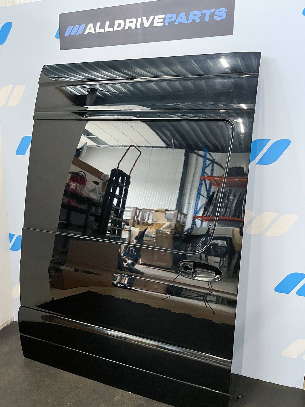 Mercedes Sprinter W907 Schuifdeur rechts zwart A9107308100