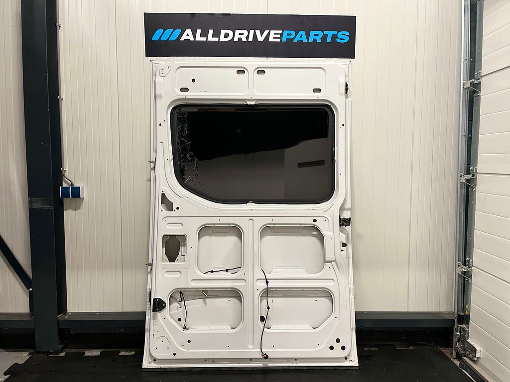 Iveco Daily Schuifdeur Rechts H2 L2 wit met ruit 2016 - 2025