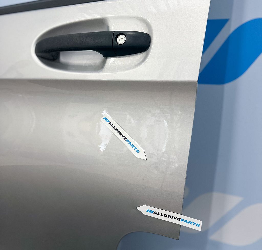 Mercedes Benz Vito W447 Voorportier links grijs A4477206600