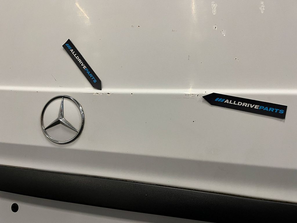 Mercedes Benz Vito W639 dichte Achterklep Wit A6397400401