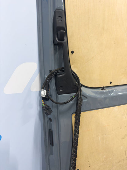 Mercedes Sprinter W907 Schuifdeur rechts grijs H2 9107307900