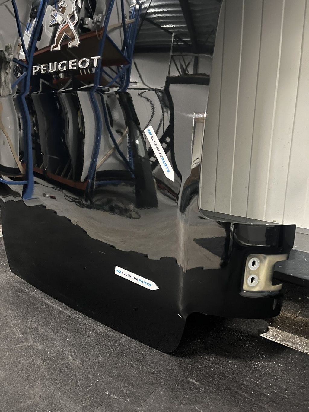 Peugeot Expert achterdeur rechts dicht zwart 9811894980