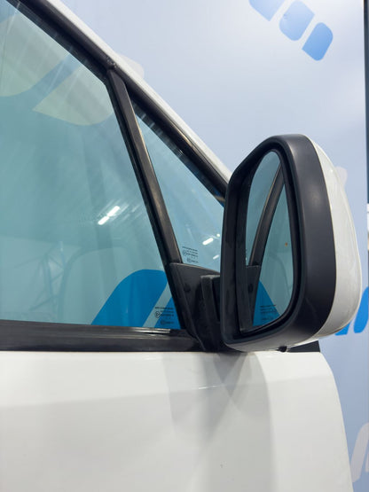 Peugeot Partner  Voorportier rechts wit 9004Z6