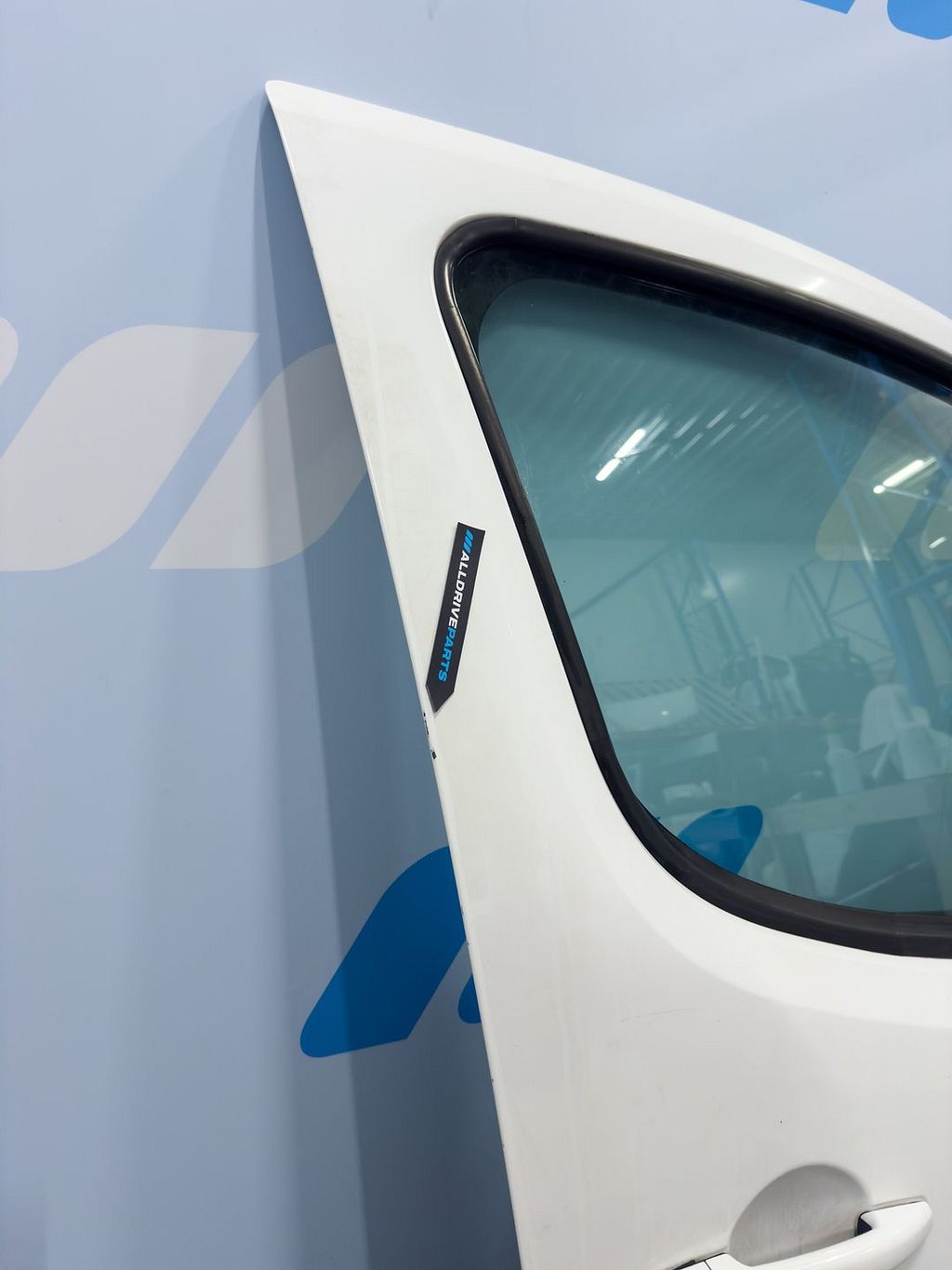 Peugeot Partner  Voorportier rechts wit 9004Z6