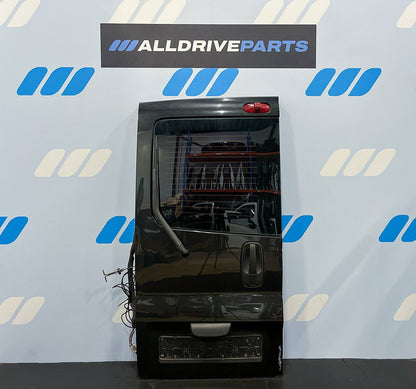 Renault Trafic Achterdeur links zwart met ruit 7751472223