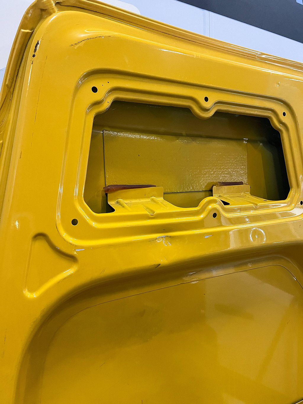 Volkswagen Crafter achterdeur rechts dicht geel H2 2E1827092