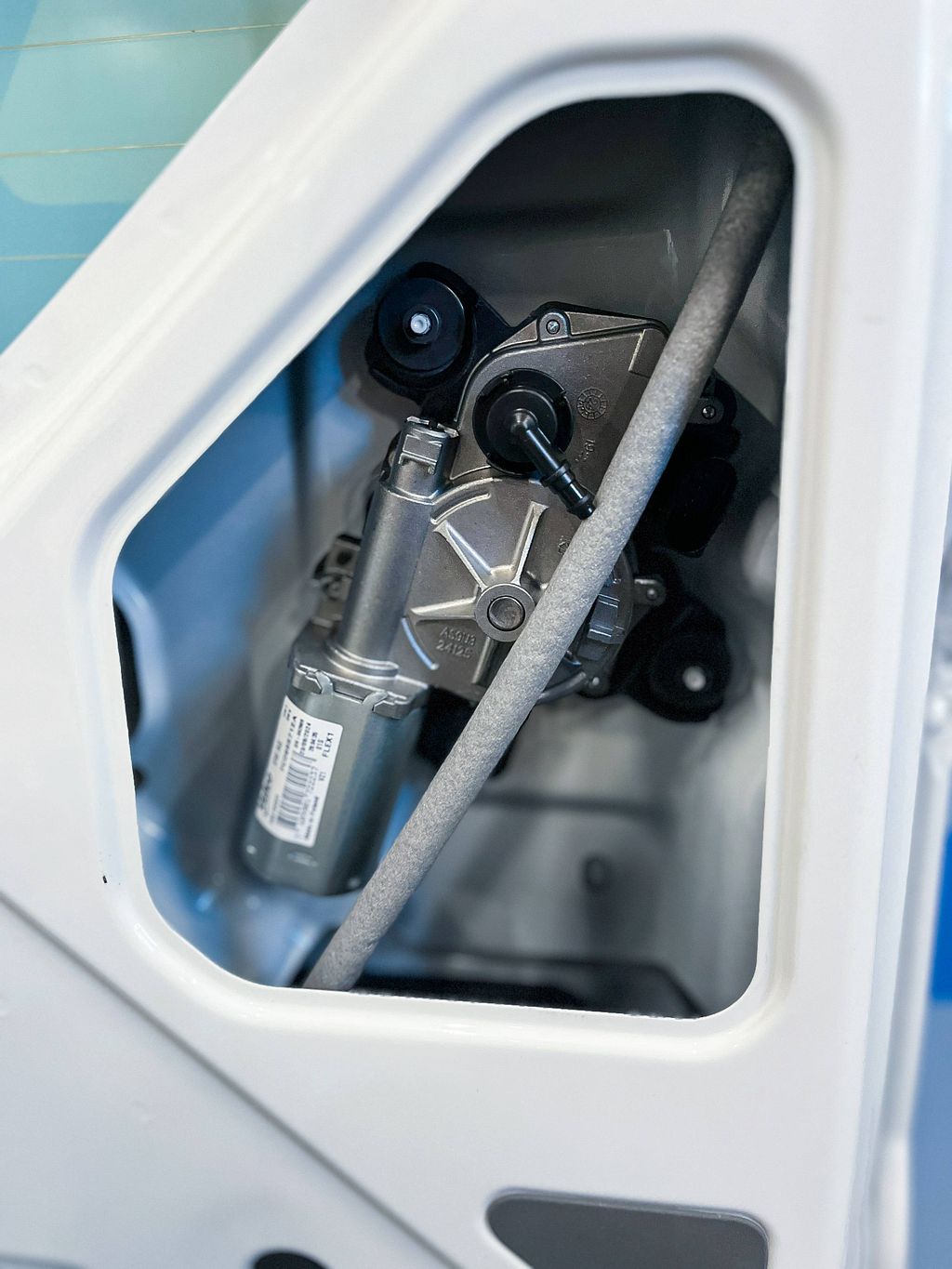 VW Crafter achterdeur rechts ruit H2 LB9A wit 7C3827092BL